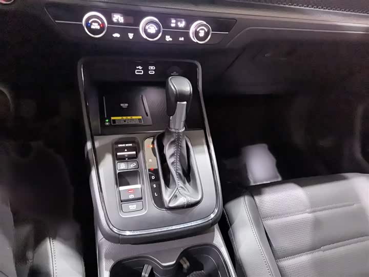 Фото 9 - Honda CR-V