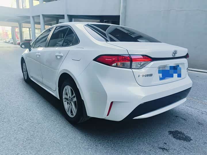 Фото 4 - Toyota Levin