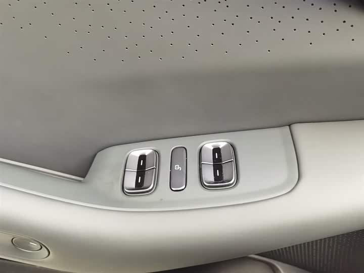 Фото 9 - XPeng F57