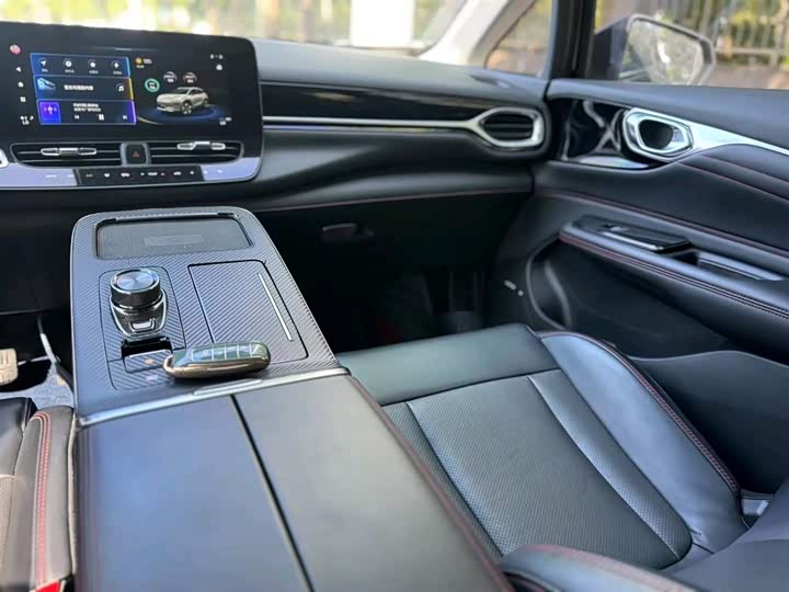 Фото 6 - GAC Aion V