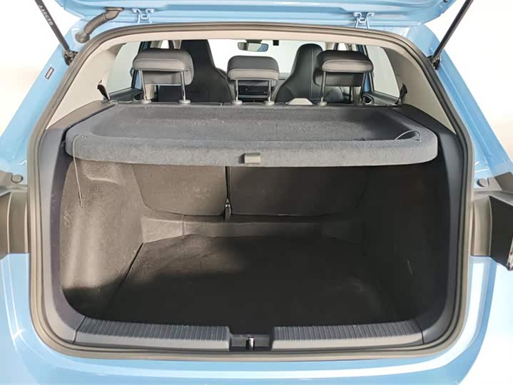 Фото 4 - Volkswagen Tharu