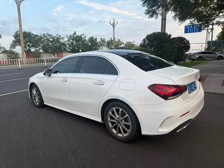 Фото 3 - Mercedes-Benz A-Class