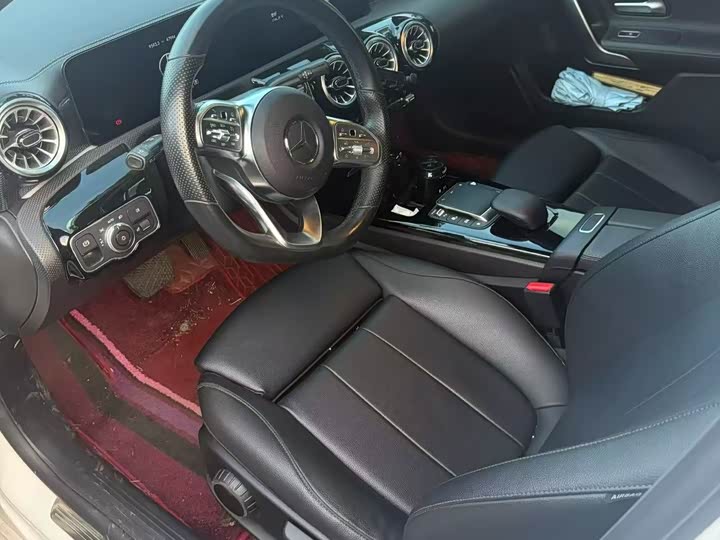 Фото 6 - Mercedes-Benz A-Class