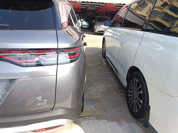 Фото 8 - BYD Song L DM-i Hybrid