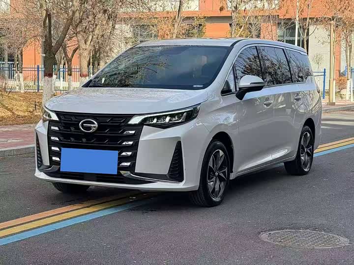 Фото 1 - GAC Trumpchi M6