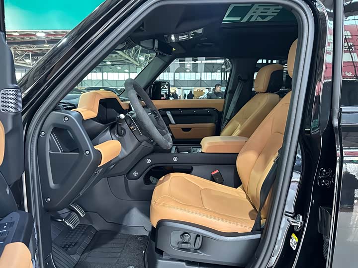 Фото 8 - Land Rover Defender