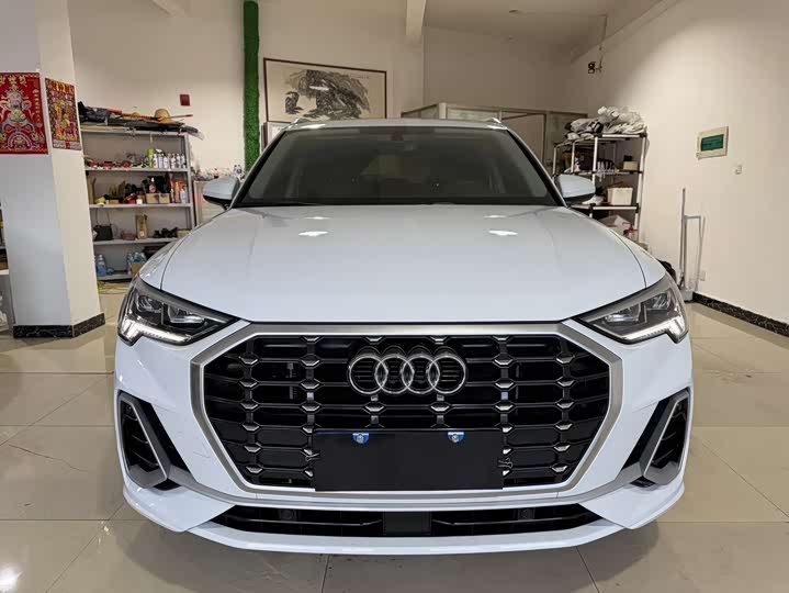 Фото 2 - Audi Q3