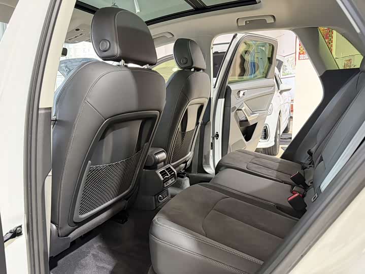 Фото 9 - Audi Q3