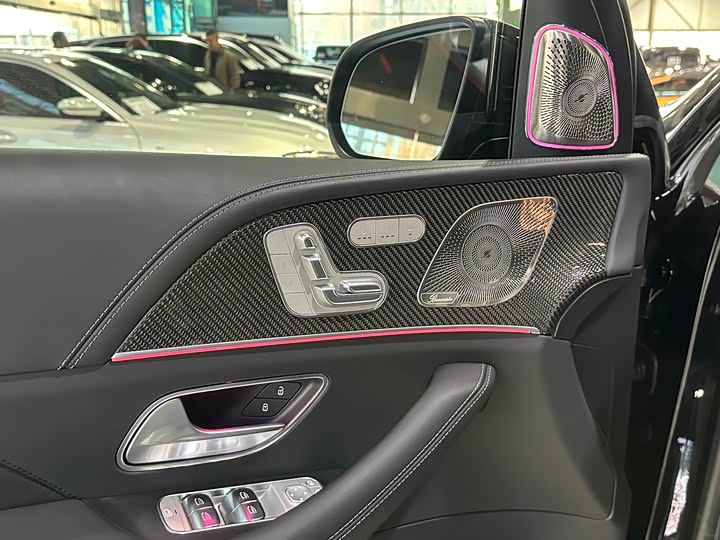 Фото 8 - Mercedes-Benz GLS-Class AMG