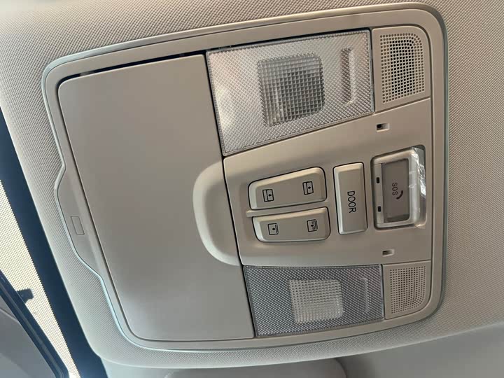 Фото 7 - Changan Oshan X5