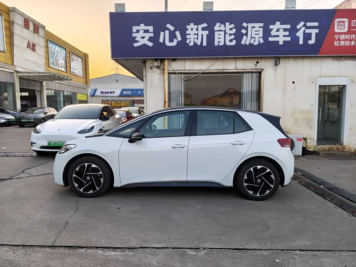 Фото 3 - Volkswagen ID.3