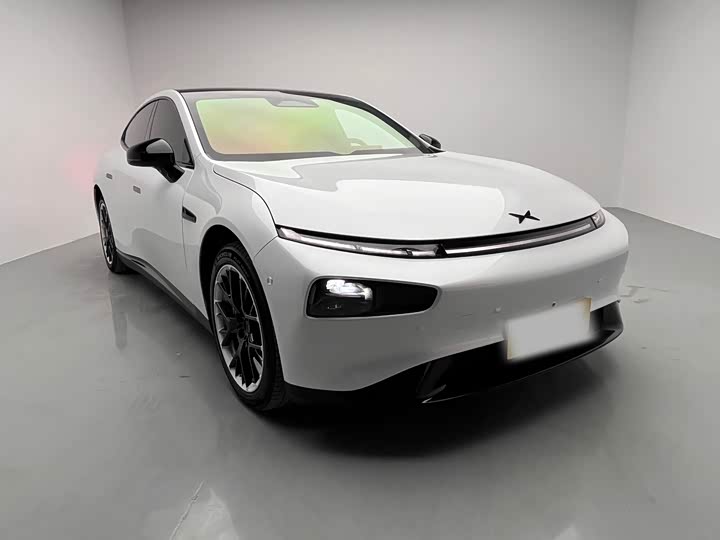 Фото 3 - XPeng P7