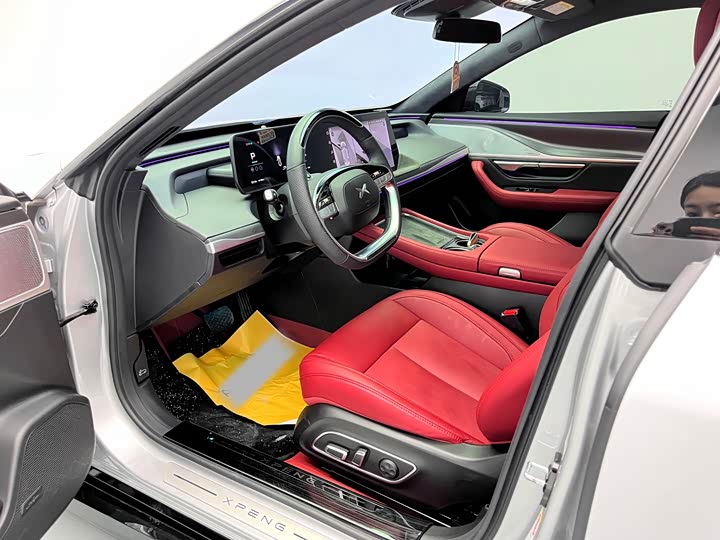 Фото 7 - XPeng P7