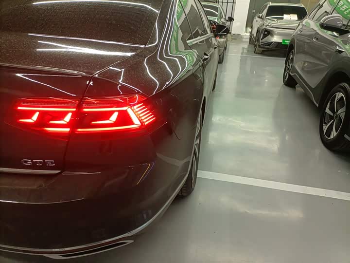 Фото 8 - Volkswagen Magotan GTE Hybrid