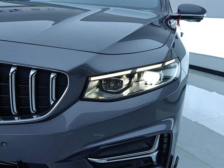 Фото 5 - Geely Preface