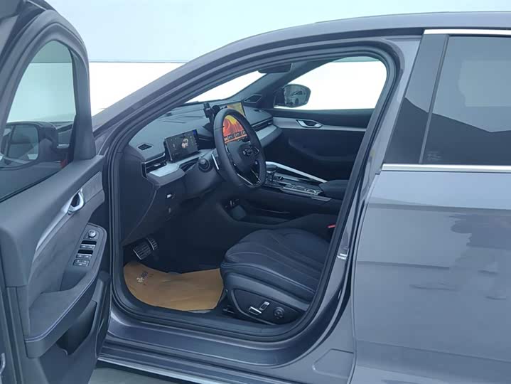 Фото 9 - Geely Preface