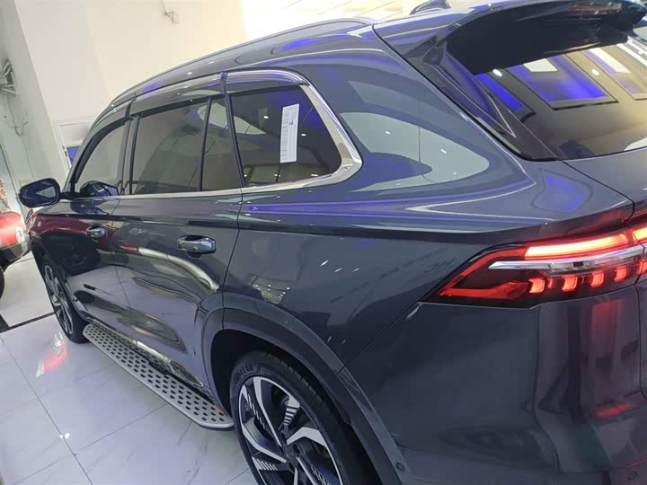 Фото 5 - Geely Monjaro