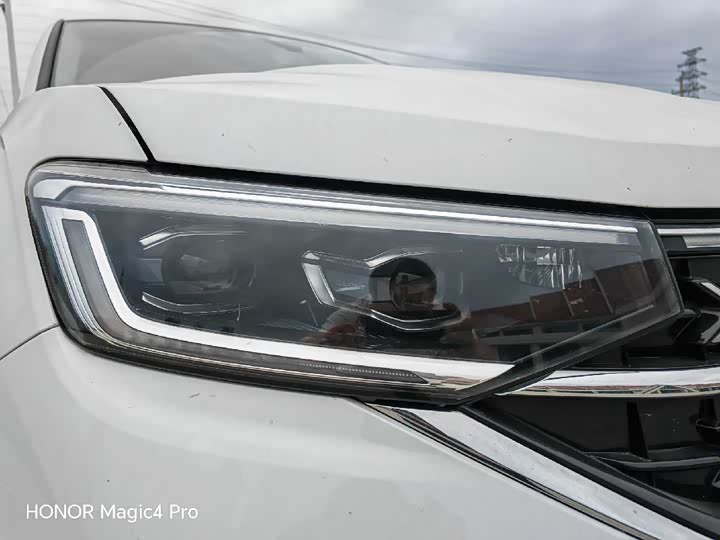 Фото 8 - Volkswagen Tayron