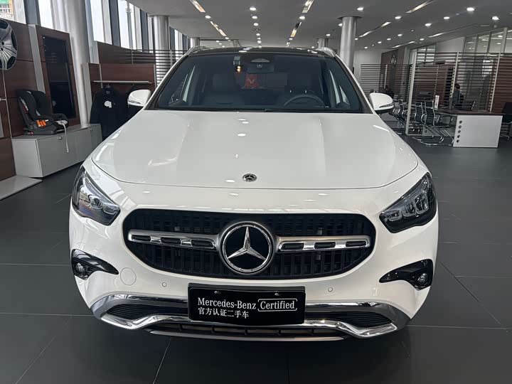 Фото 5 - Mercedes-Benz GLA-Class