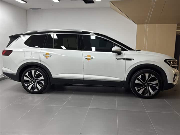 Фото 9 - Volkswagen Talagon