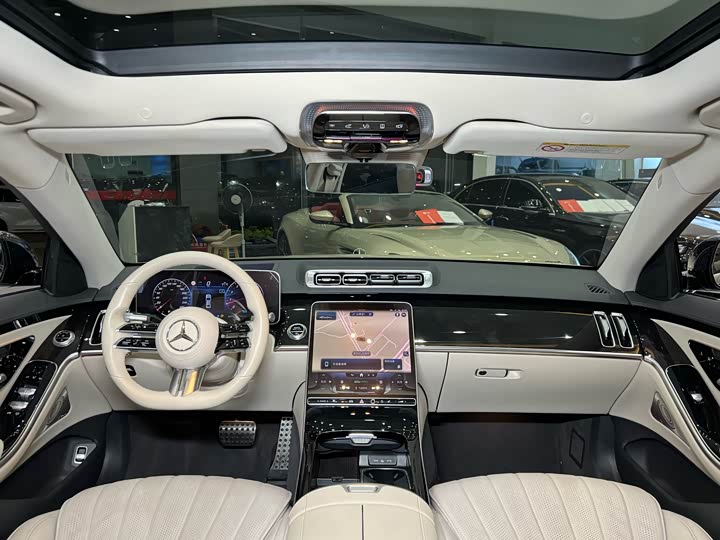 Фото 9 - Mercedes-Benz S-Class