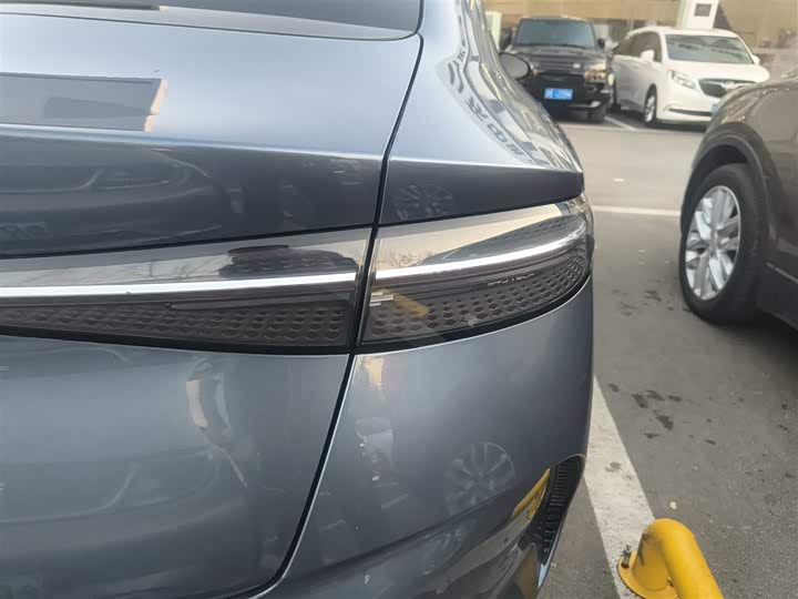 Фото 8 - BYD Seal