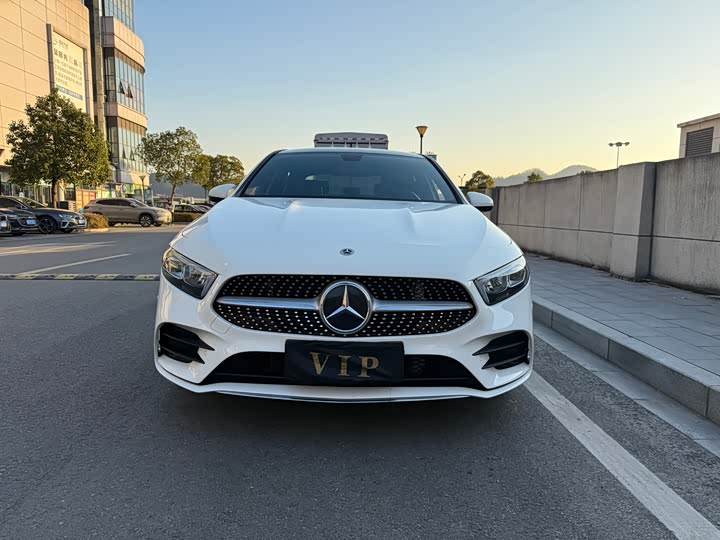 Фото 1 - Mercedes-Benz A-Class