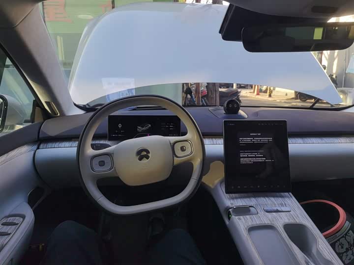 Фото 3 - Nio ET7