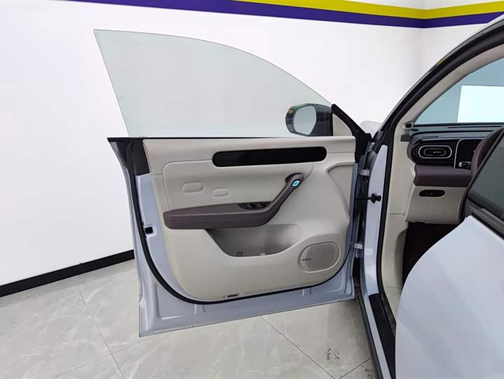 Фото 7 - Leapmotor C11