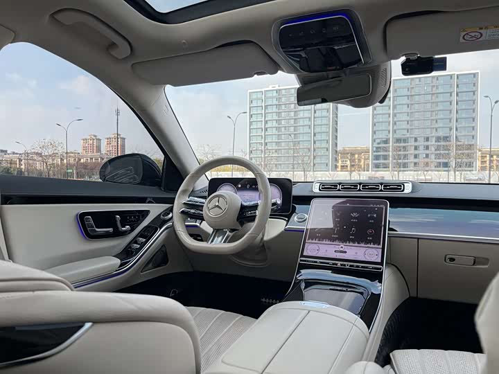 Фото 8 - Mercedes-Benz S-Class