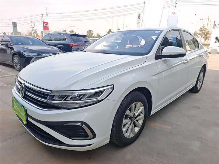 Фото 1 - Volkswagen Bora