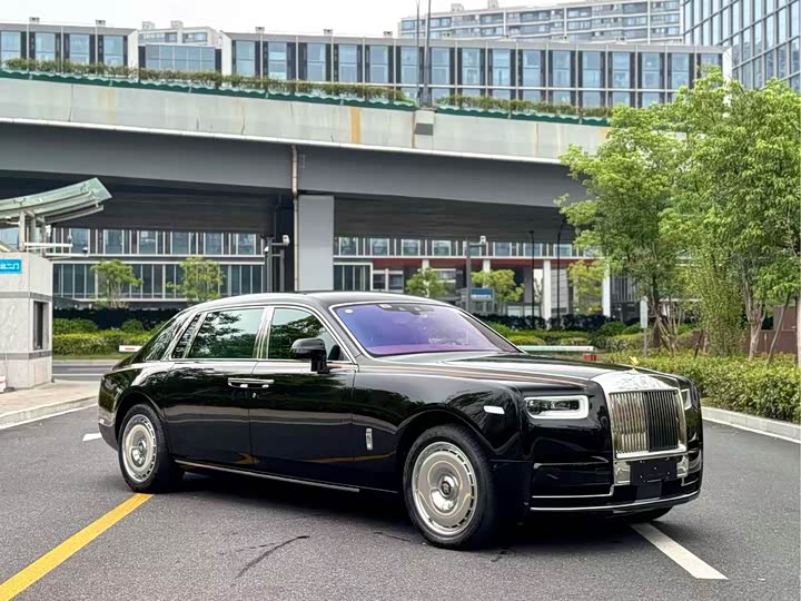 Фото 3 - Rolls-Royce Phantom