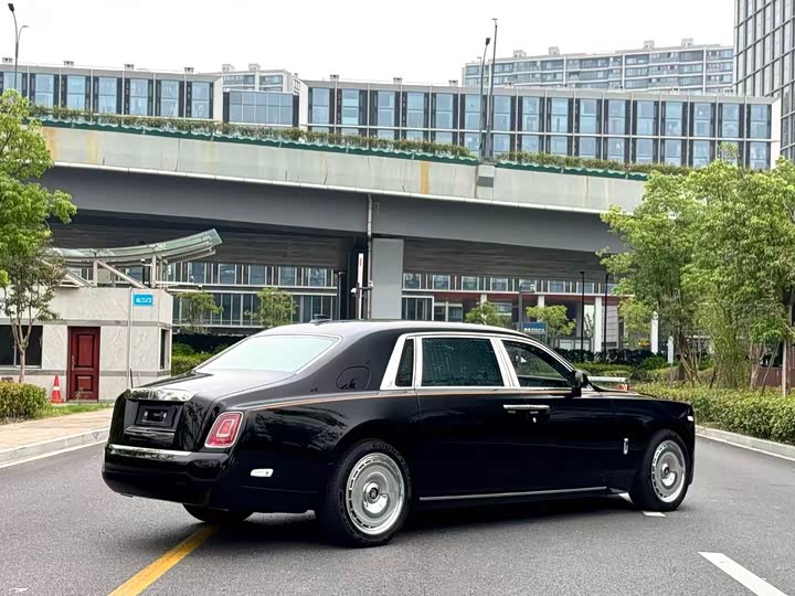 Фото 7 - Rolls-Royce Phantom