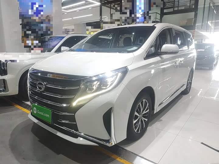 Фото 2 - GAC Trumpchi M8
