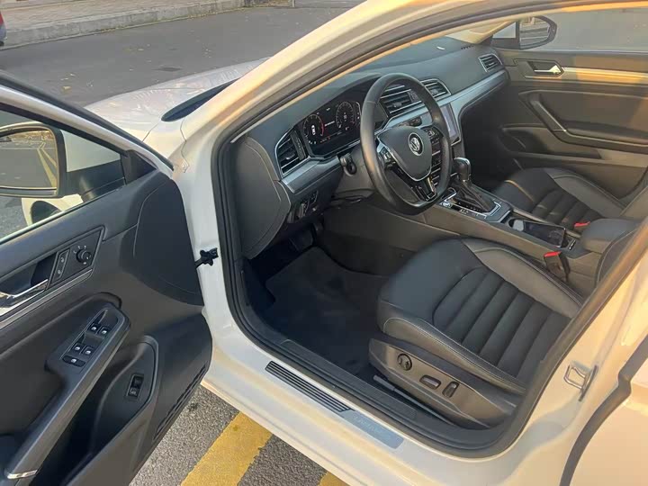 Фото 5 - Volkswagen Lamando L