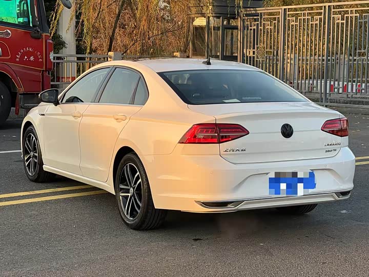 Фото 8 - Volkswagen Lamando L