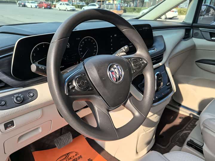 Фото 9 - Buick GL8 ES