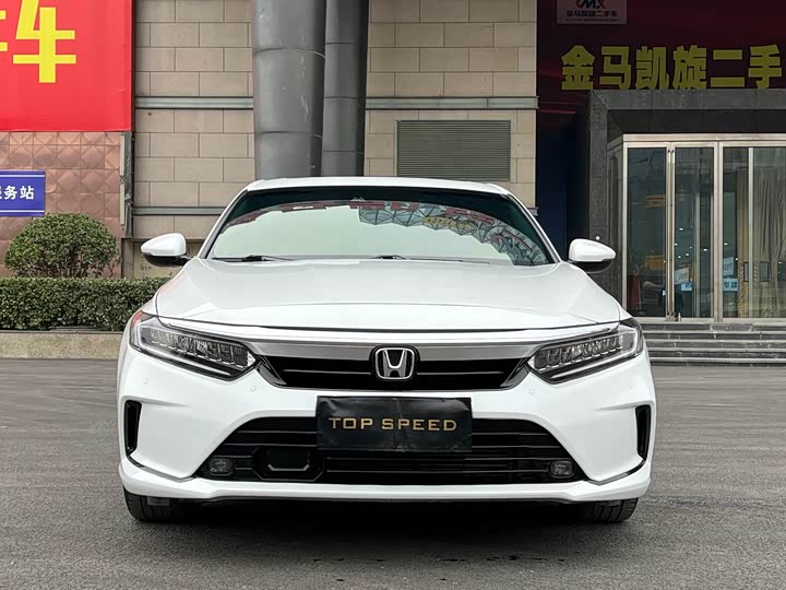 Фото 2 - Honda Inspire