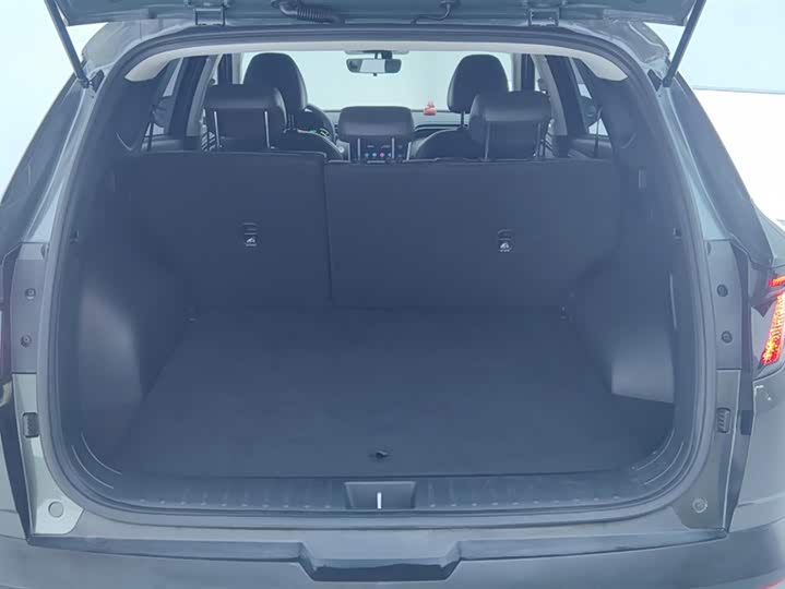 Фото 4 - Hyundai Tucson L