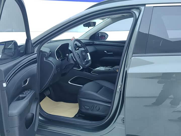 Фото 9 - Hyundai Tucson L