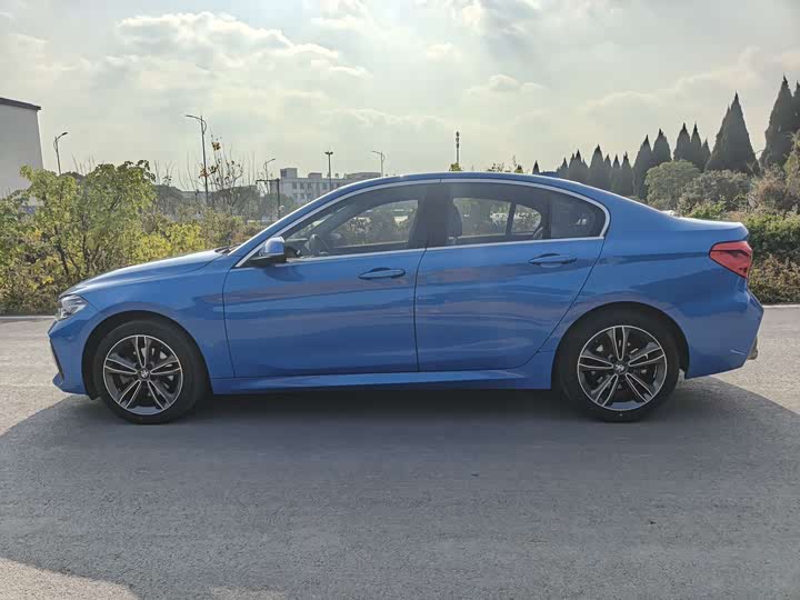 Фото 3 - BMW 1 Series