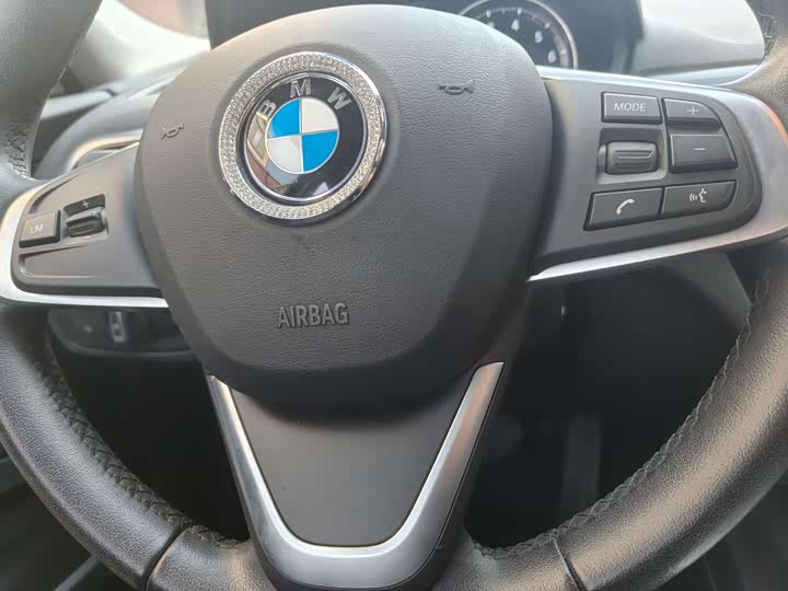 Фото 8 - BMW 1 Series