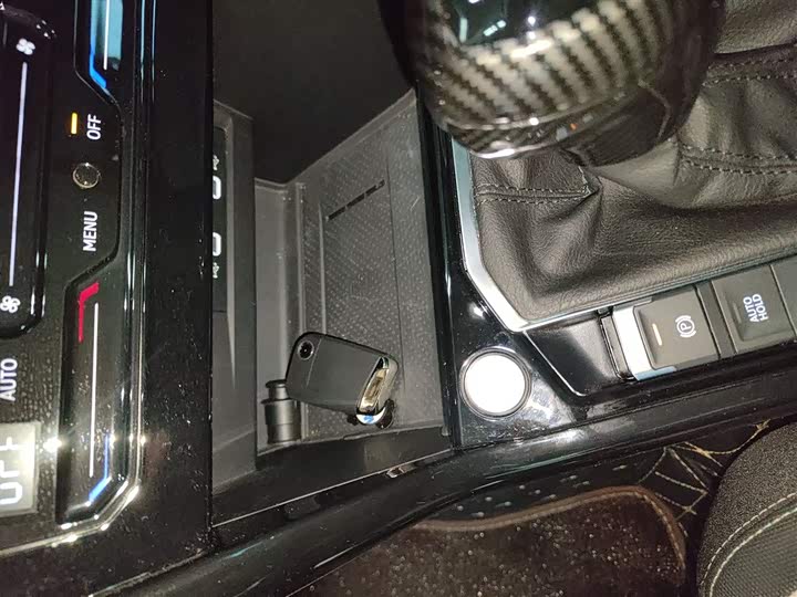 Фото 9 - Volkswagen Tayron