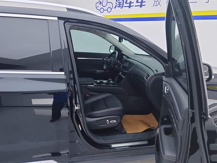 Фото 8 - GAC Trumpchi GS8