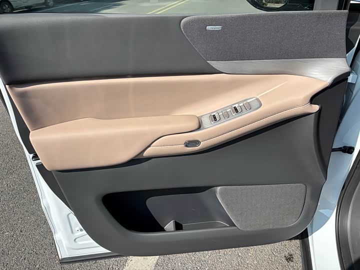 Фото 5 - XPeng X9