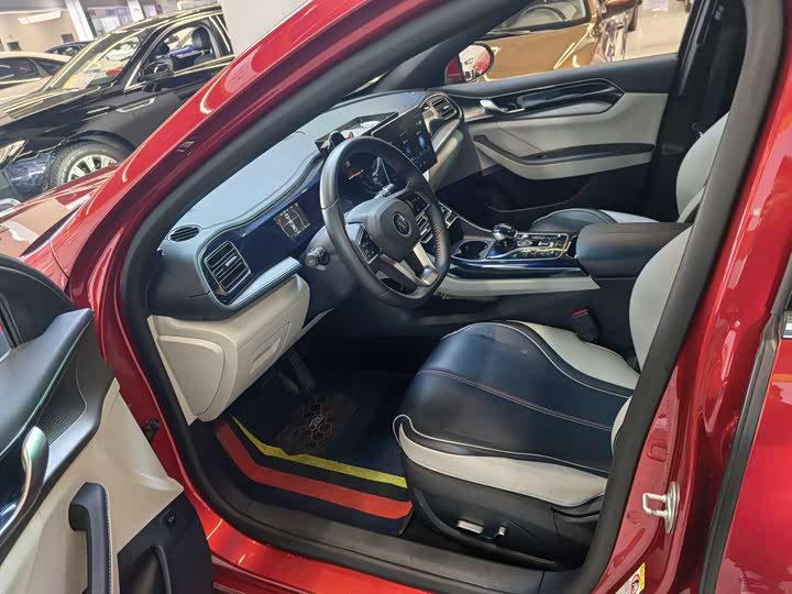 Фото 6 - BYD Qin Plus