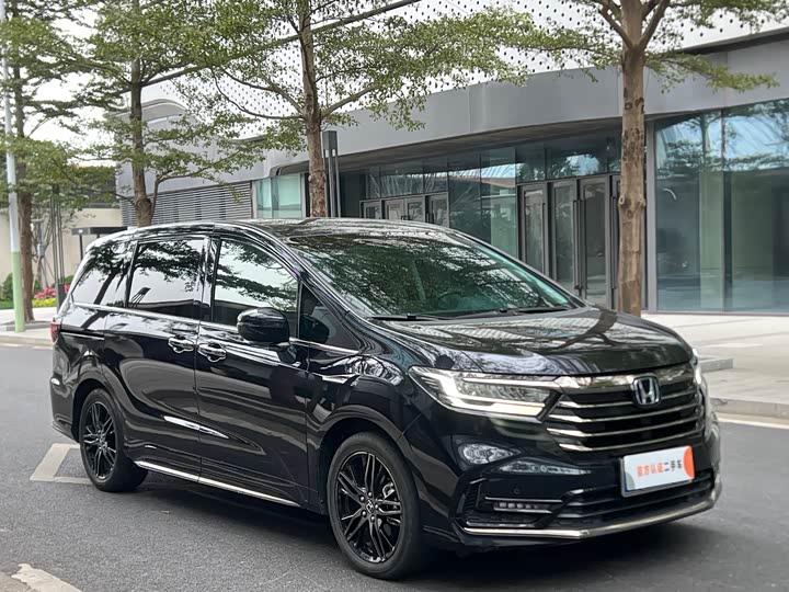 Фото 3 - Honda Odyssey