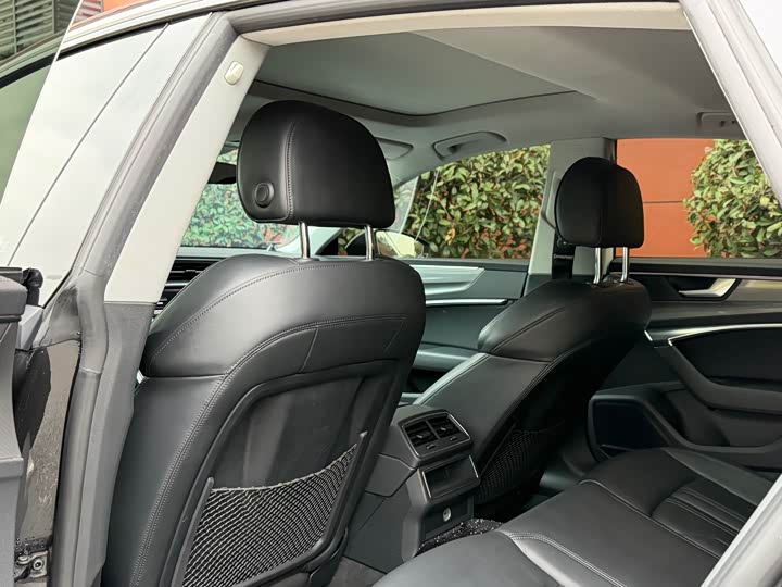 Фото 9 - Audi A7