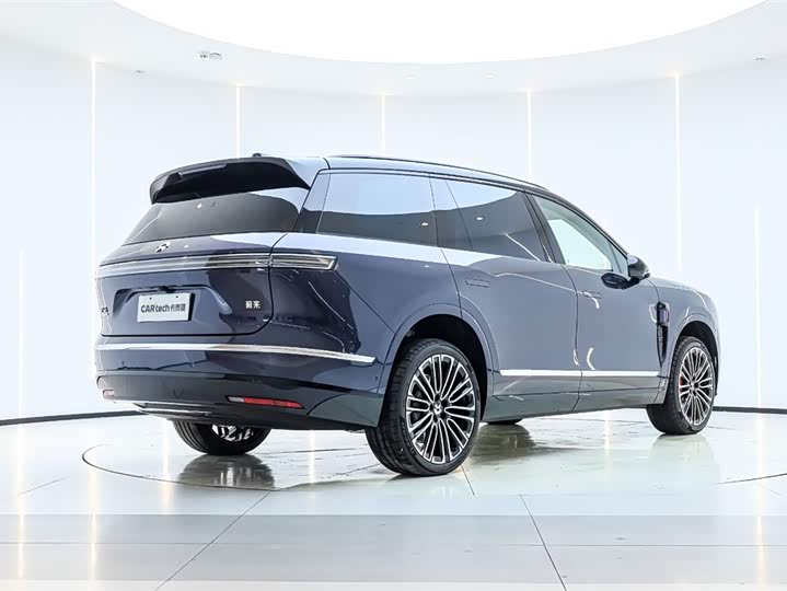 Фото 3 - Nio ES8