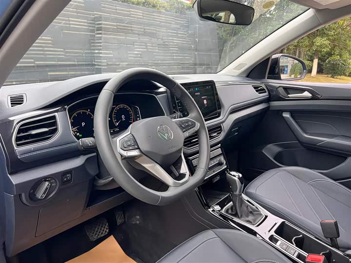 Фото 9 - Volkswagen Tharu